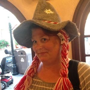 Meet your Posher, Patty